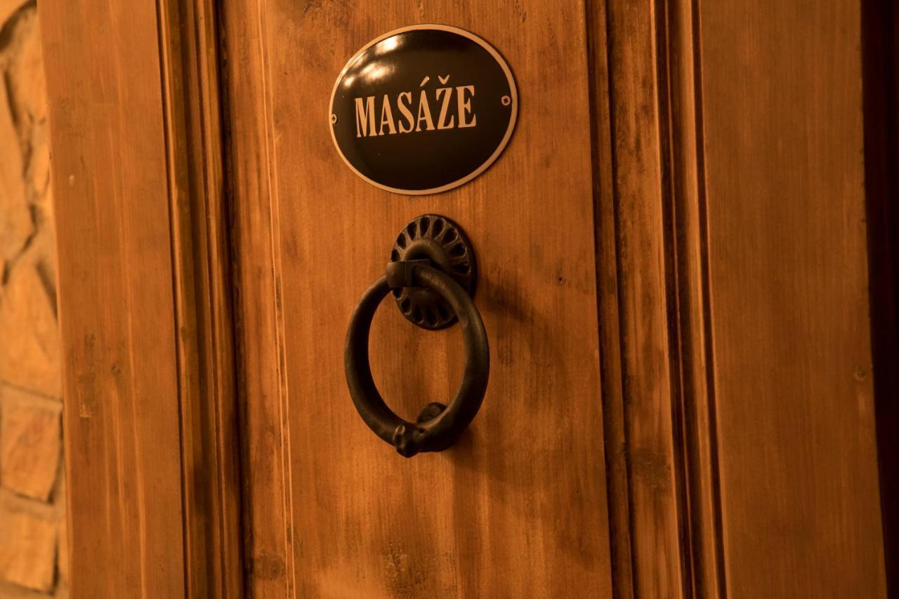 Hotel Na Baste Jablonec nad Nisou Kültér fotó